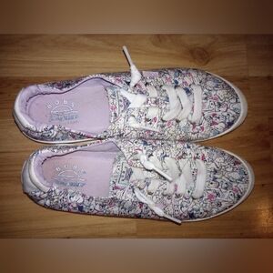 BOBS for Sketchers dog print size 9